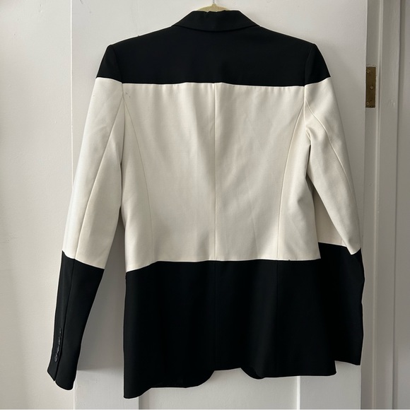 ELIZABETH & JAMES Black and White Colorblock Blazer SIZE 4 - Picture 3 of 10